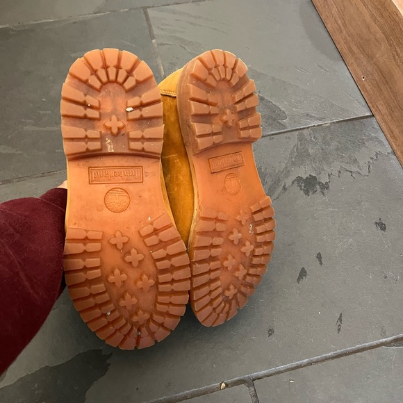 Timberlands - Picture 3 of 8